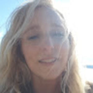 Meet your Posher, Gena